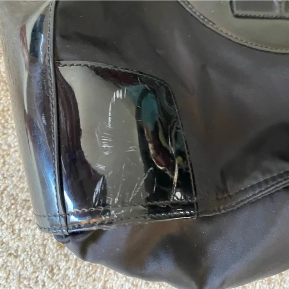 TORY BURCH Ella nylon tote with patent leather - Picture 9 of 11